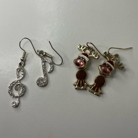 2 pack cute earrings - Picture 1 of 3